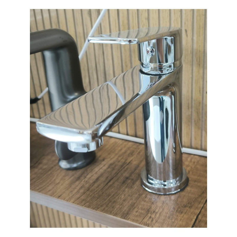 Смеситель для раковины Karido KRD-SR-06